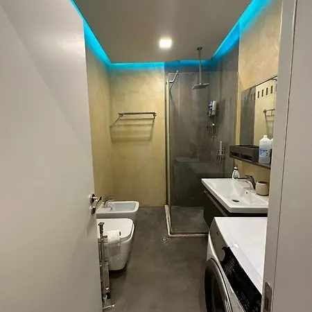 Ar Point House Appartamento Tirana
